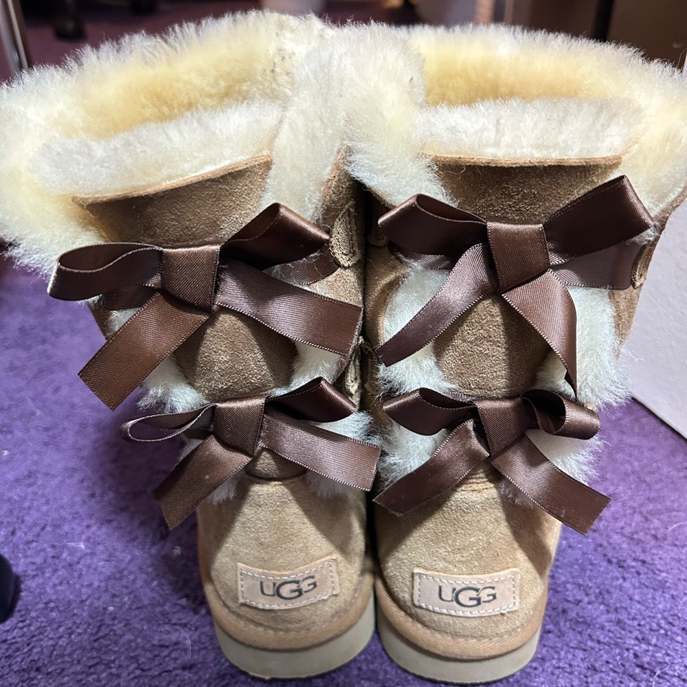 Bailey Bow Uggs